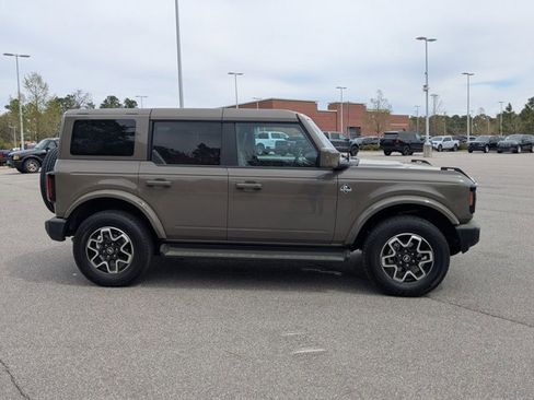Certified 2025 Ford Bronco Outer Banks image 3