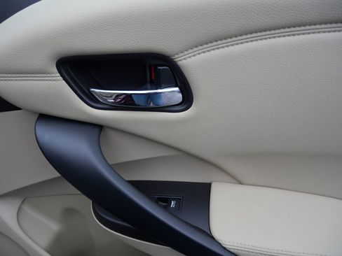 Used 2017 Acura RDX AWD image 21