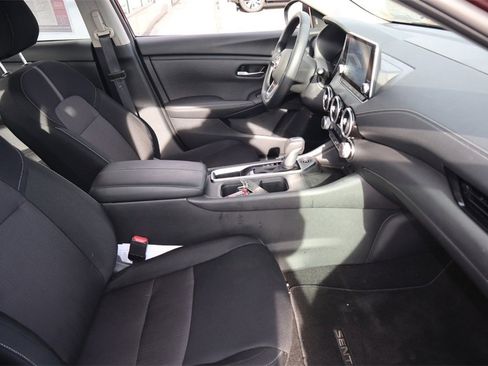 Certified 2025 Nissan Sentra SV image 25