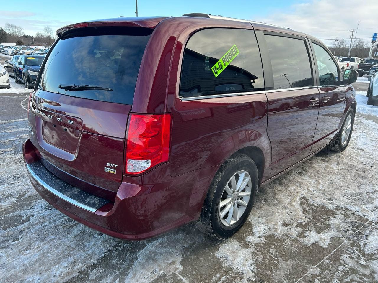 Used 2018 Dodge Grand Caravan SXT FWD image 5