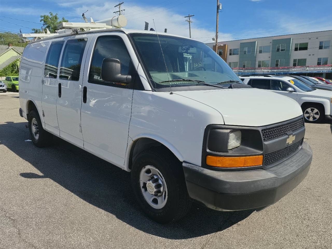 Used 2013 Chevrolet Express 2500 RWD image 3
