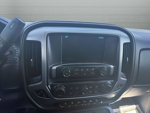 Used 2018 GMC Sierra 1500 SLT AWD/4WD image 16