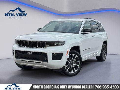 Used 2024 Jeep Grand Cherokee Overland w/ Trailer Tow Package image 1