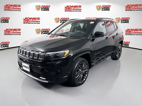 Used 2022 Jeep Compass High Altitude AWD/4WD image 14
