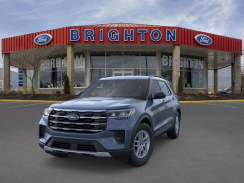 Used 2026 Ford Explorer Active image 4