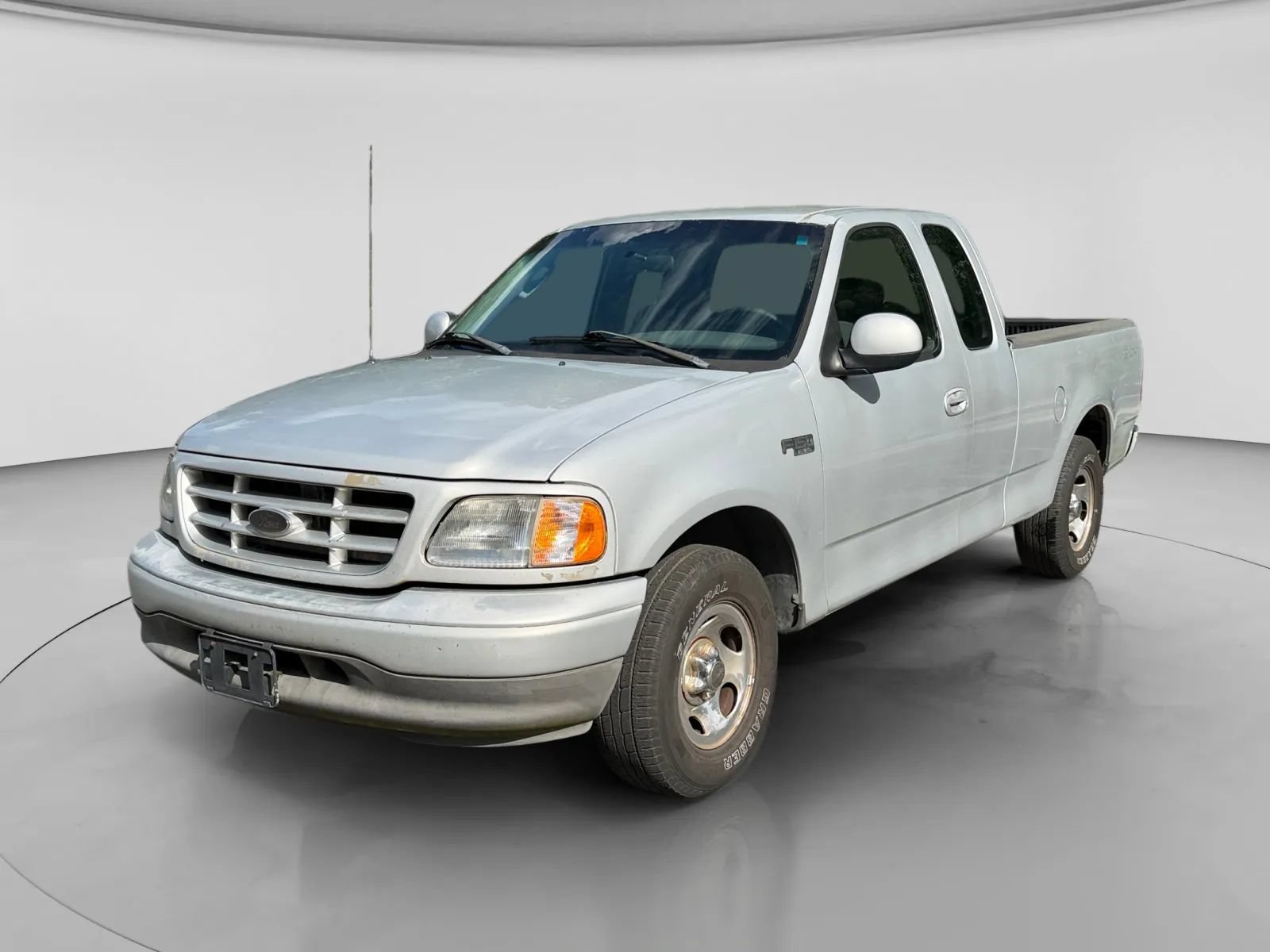 Used 2003 Ford F150 XL RWD image 1