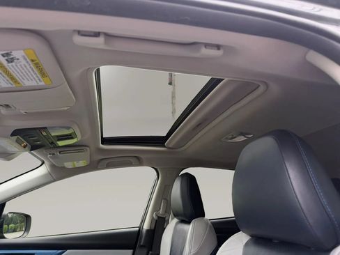 Used 2021 Subaru Crosstrek Hybrid w/ Moonroof Package w/Navigation AWD/4WD image 33