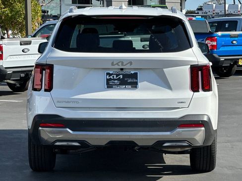 New 2026 Kia Sorento EX image 5
