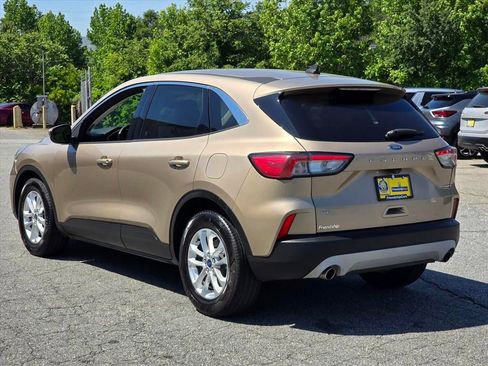 Used 2021 Ford Escape SE FWD image 24
