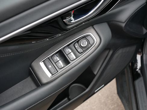 Certified 2025 Subaru Outback Limited image 19