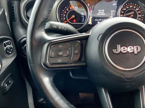 Used 2021 Jeep Wrangler Unlimited Sport AWD/4WD image 23