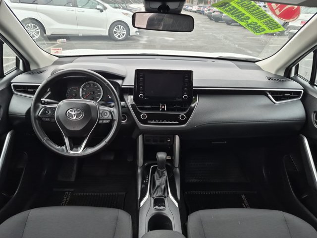 Used 2022 Toyota Corolla Cross LE w/ Black Badges Package (TMS) AWD/4WD image 15