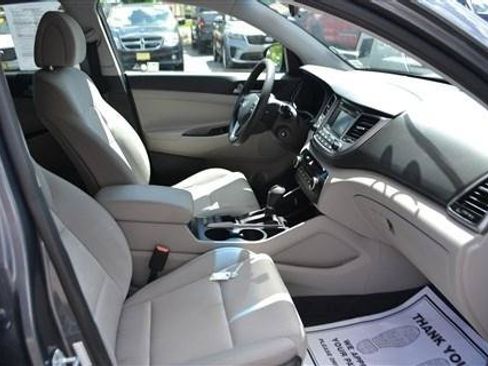 Used 2017 Hyundai Tucson SE FWD image 22