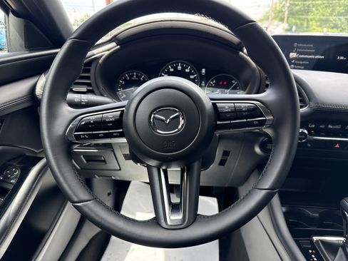 Used 2025 MAZDA MAZDA3 s FWD image 17