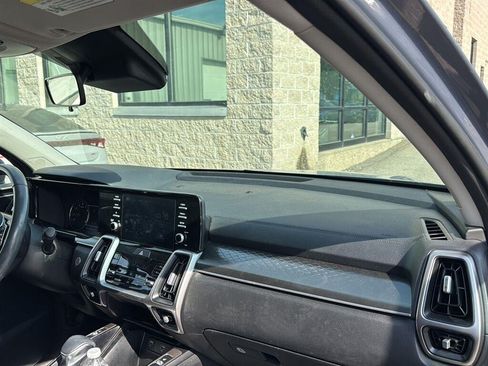 Used 2021 Kia Sorento S w/ Panoramic Sunroof Package FWD image 18