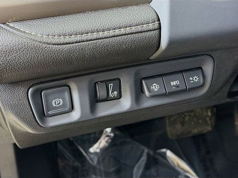 Used 2023 GMC Acadia Denali w/ Denali Ultimate Package image 36