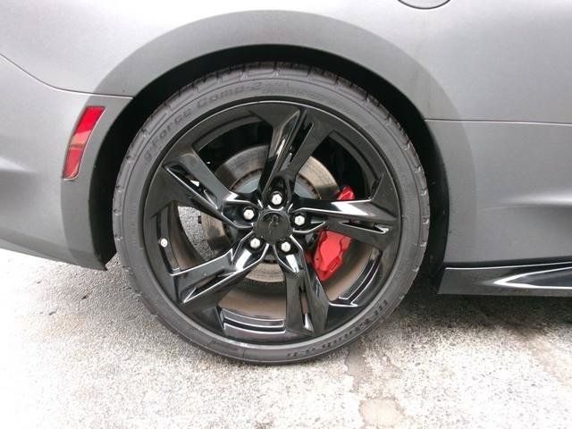 Used 2019 Chevrolet Camaro SS RWD image 31