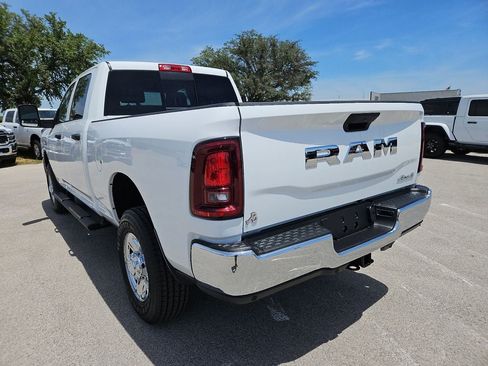 New 2026 RAM 2500 Tradesman AWD/4WD image 5