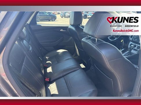 Used 2013 Ford Focus SE FWD image 34