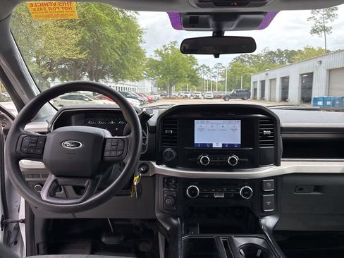 Used 2022 Ford F150 XL w/ Trailer Tow Package image 11