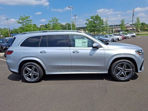 New 2025 Mercedes-Benz GLS 450 4MATIC image 7