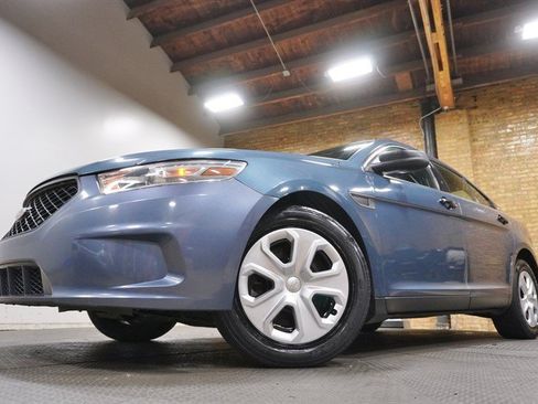 Used 2014 Ford Taurus Police Interceptor AWD image 4