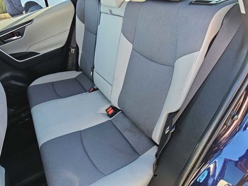 Used 2019 Toyota RAV4 XLE image 21