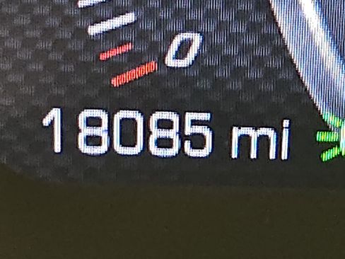 Used 2019 Chevrolet Corvette Stingray Coupe w/ Battery Protection Package image 18