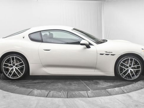Used 2024 Maserati GranTurismo Modena image 10