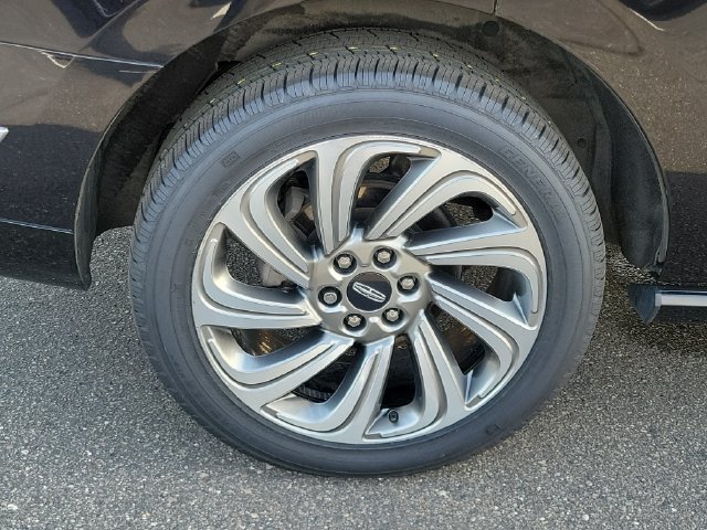 Certified 2022 Lincoln Navigator 4WD image 33