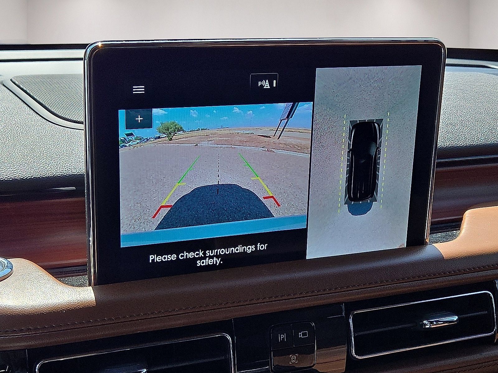 Used 2020 Lincoln Aviator Grand Touring w/ Equipment Group 302A AWD/4WD image 26