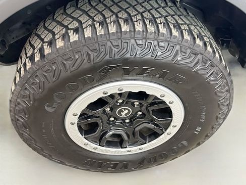 Used 2023 Ford Bronco Outer Banks w/ Sasquatch Package image 30