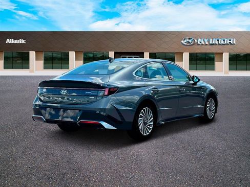 Used 2025 Hyundai Sonata SEL FWD image 7