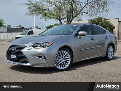 Used 2017 Lexus ES 350 w/ Ultra Luxury Package