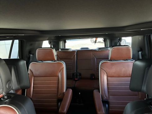 Used 2023 GMC Yukon Denali Ultimate AWD/4WD image 27