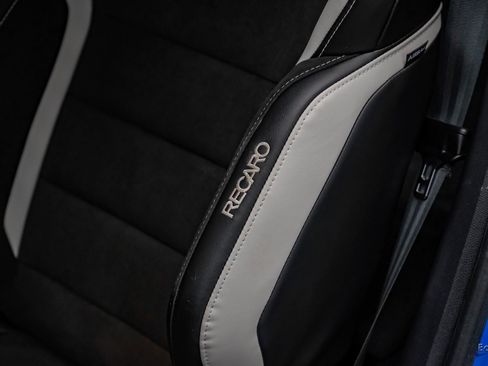 Used 2022 Ford Mustang Shelby GT500 w/ Carbon Fiber Track Pack image 48