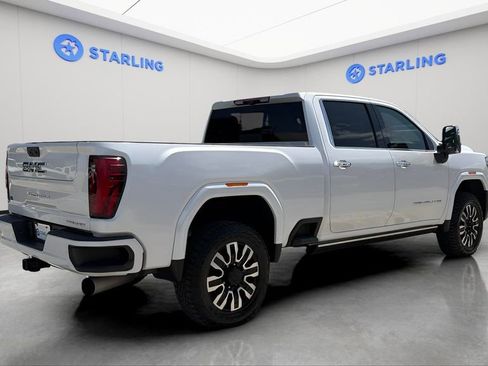 Certified 2024 GMC Sierra 3500 Denali Ultimate AWD/4WD image 9