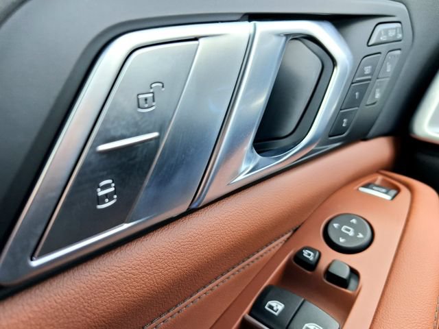 New 2027 BMW X7 xDrive40i w/ Executive Package AWD/4WD image 10