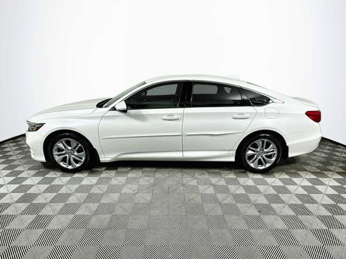 Used 2018 Honda Accord LX image 4