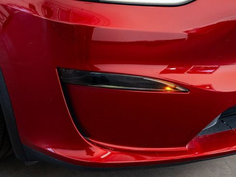 Used 2024 Tesla Model X Plaid image 19