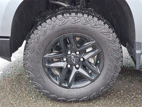 Used 2025 Chevrolet Silverado 1500 Custom Trail Boss image 24