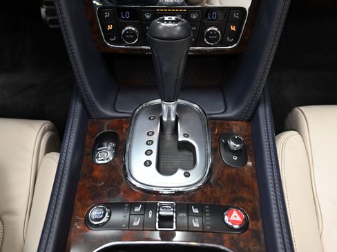 Used 2014 Bentley Continental GTC image 28