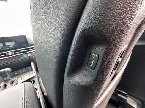 New 2026 Kia Sportage EX w/ EX Panorama Roof Package image 24