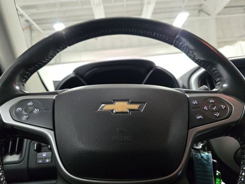 Used 2019 Chevrolet Colorado LT w/ LT Convenience Package image 26