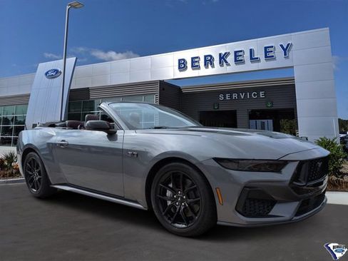 Used 2025 Ford Mustang GT Premium RWD image 1