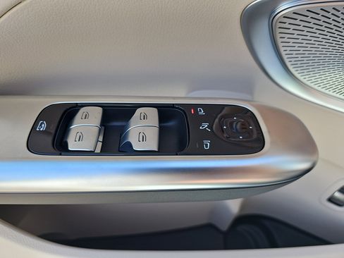 New 2026 Mercedes-Benz C 300 Sedan image 29