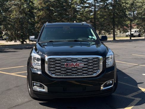 Used 2019 GMC Yukon Denali w/ Open Road Package AWD/4WD image 10