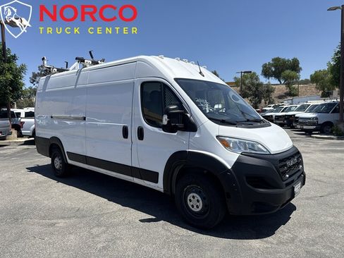 Used 2023 RAM ProMaster 3500 FWD image 2