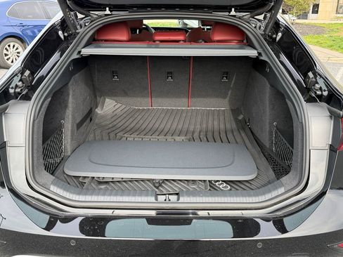 Certified 2025 Audi S6 e-tron Premium Plus w/ Premium Plus image 18