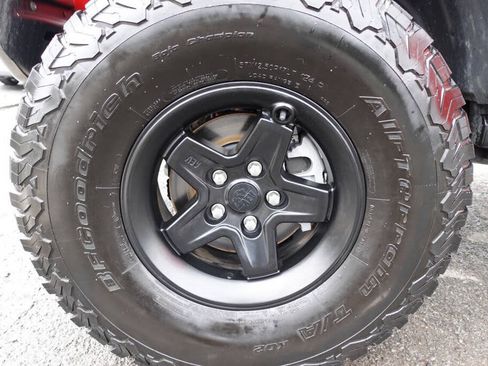 Used 2021 Jeep Wrangler Unlimited Rubicon AWD/4WD image 78